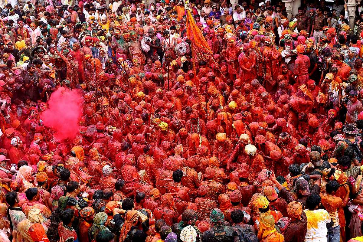 holi festival celebrations in vrindavan