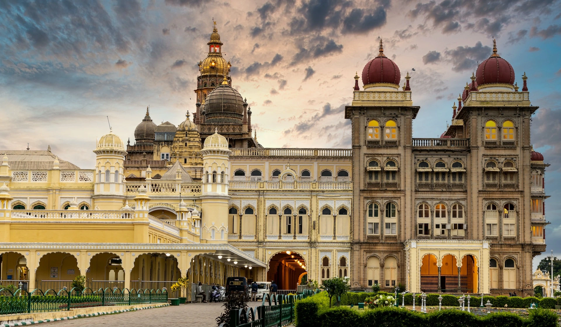 Journey Through Wodeyar Royalty - Things to do in Mysore Palace