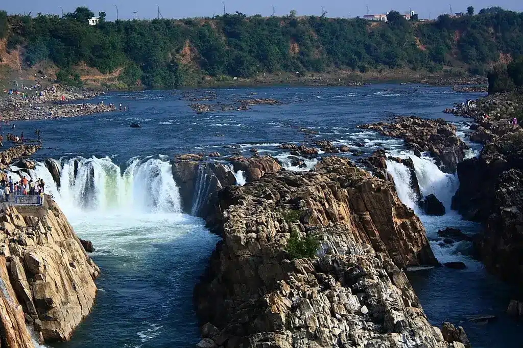places to visit near by jabalpur