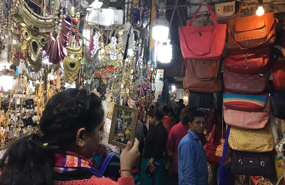 Chor Bazaars in India - The Ultimate Guide to Legendary Markets