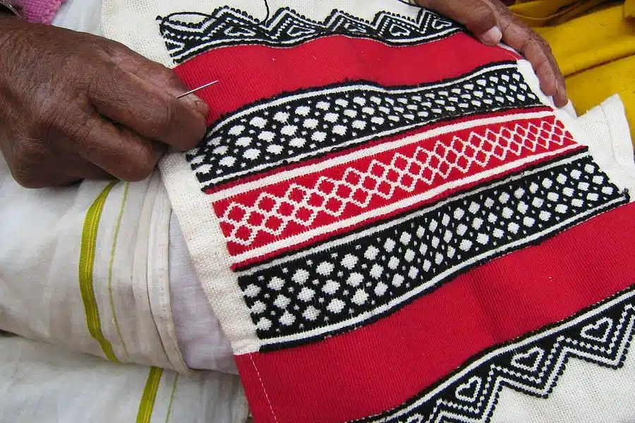 Toda art form — Poothukuli, or shawl embroidery